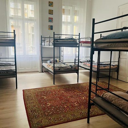 East Point Hostel Budapest Eksteriør bilde