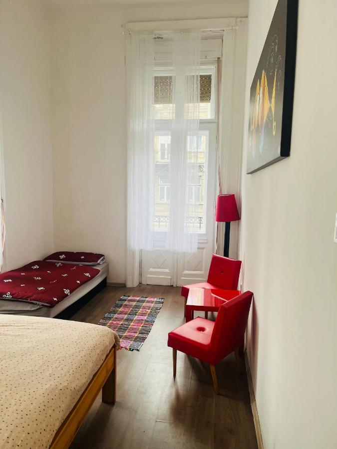 East Point Hostel Budapest Eksteriør bilde